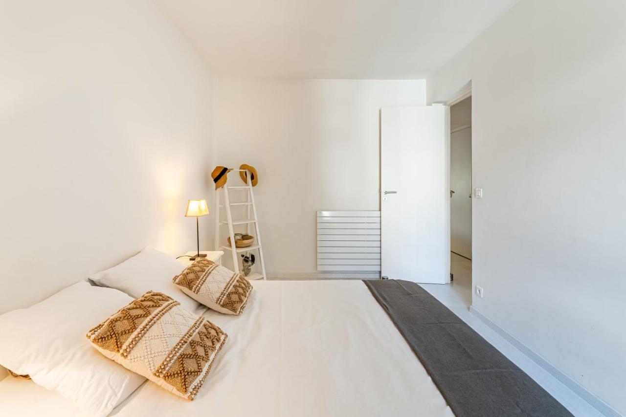 Cassis Center Apartment Bagian luar foto