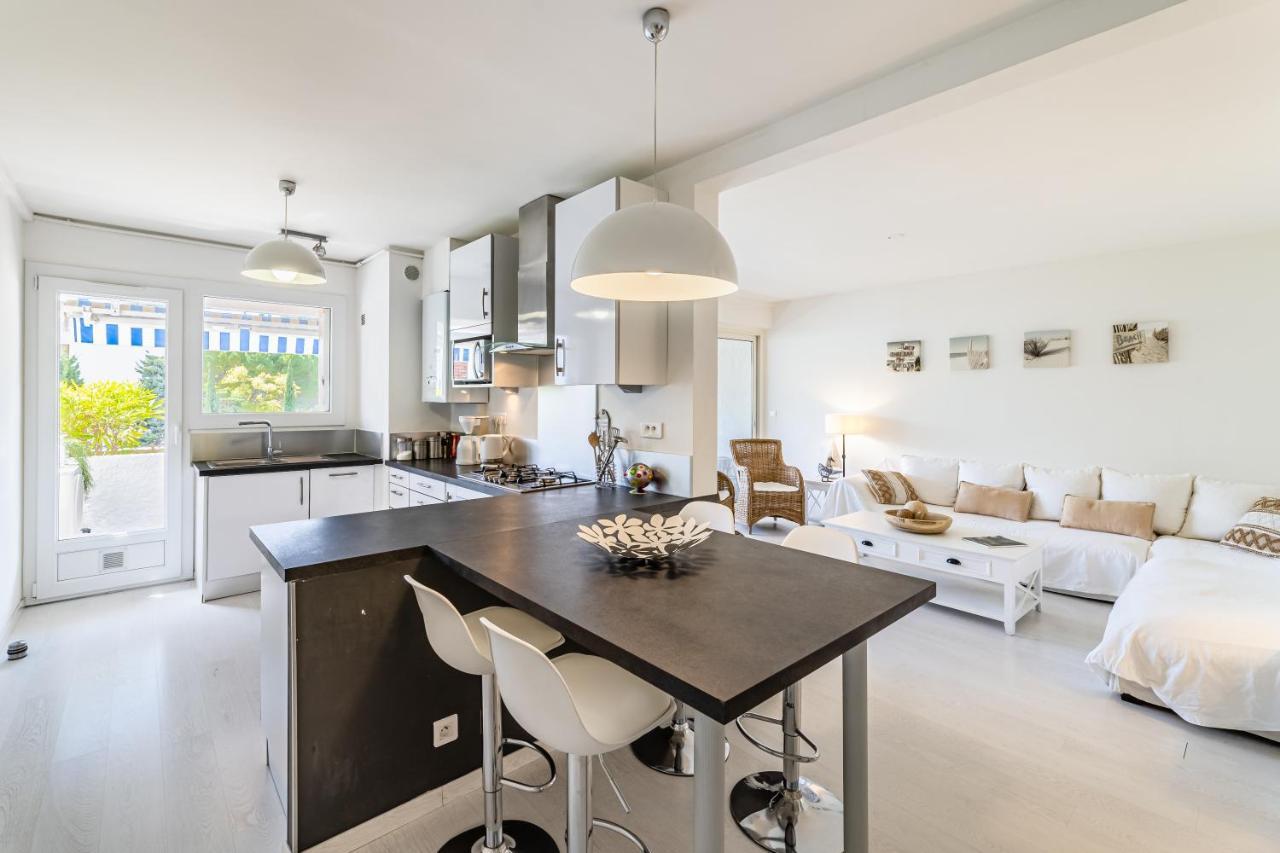 Cassis Center Apartment Bagian luar foto