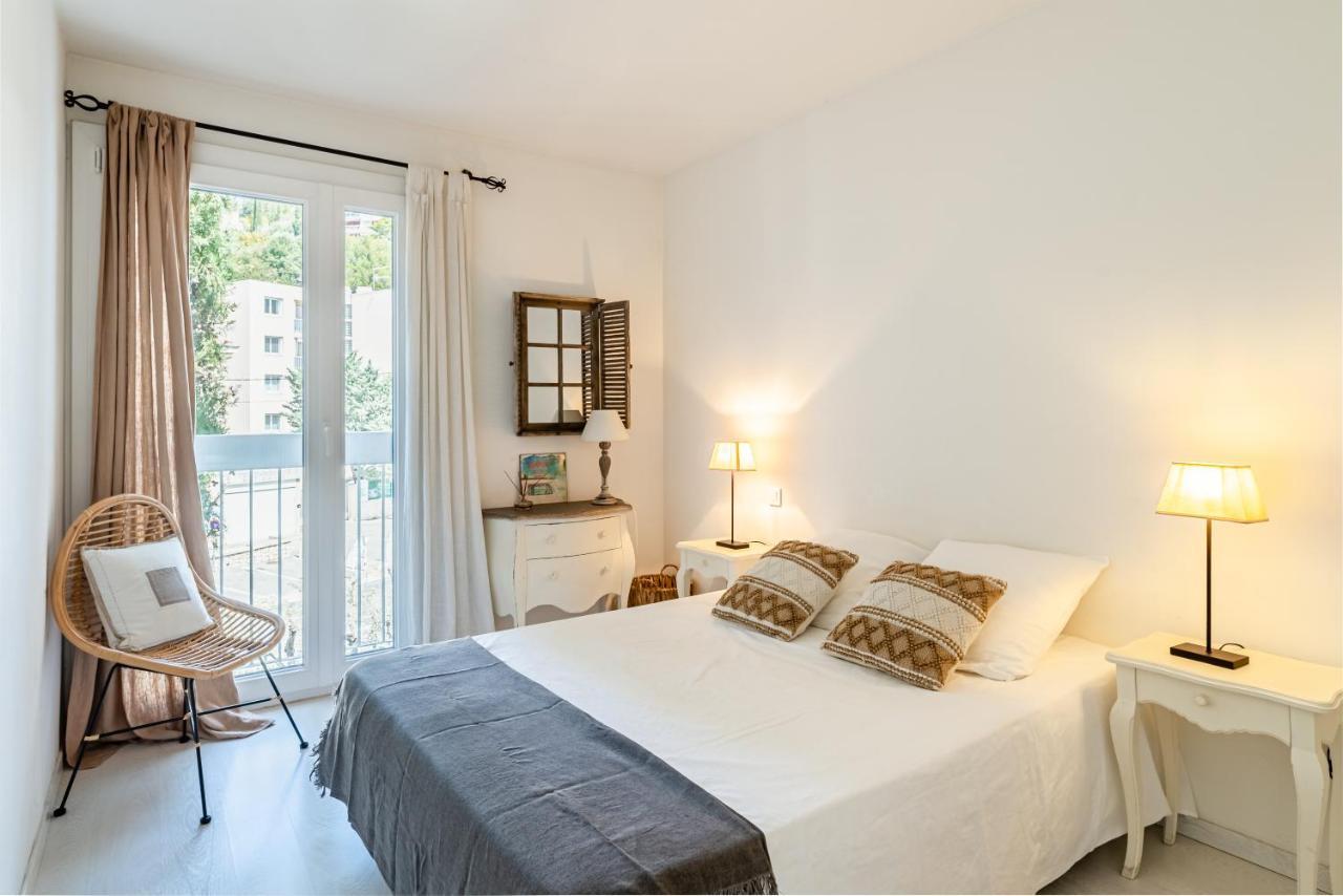 Cassis Center Apartment Bagian luar foto